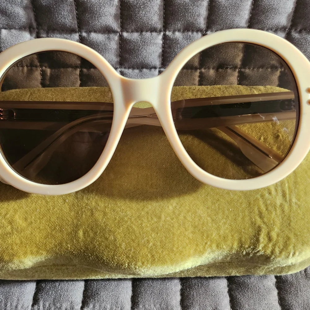 Gucci Cream Round Sunglasses - Picture 3 of 8